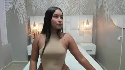 emmathompson__ online show from March 13, 2026, 11:44 pm