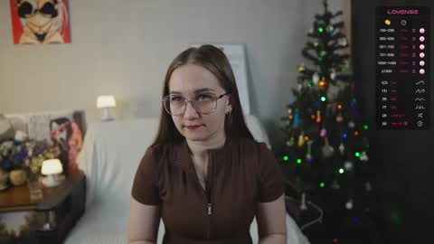 Mia online show from December 20, 2025, 10:00 am