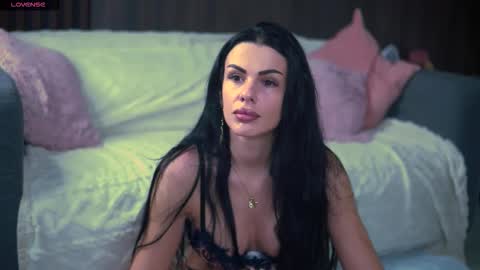 Emma online show from January 9, 2026, 7:26 pm