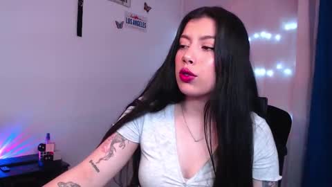 Emily  Independent model online show from September 16, 2025, 6:42 pm