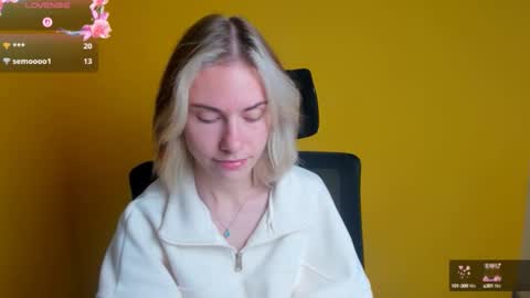 Emmi online show from October 11, 2025, 5:39 am