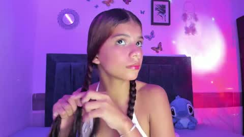 Emmie online show from April 18, 2026, 11:27 pm