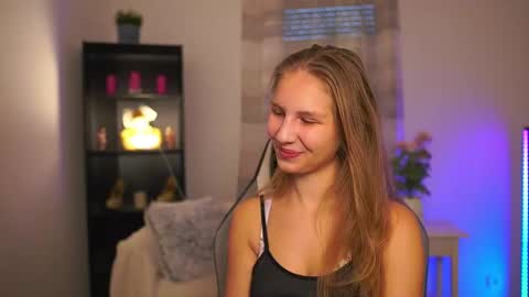 Emmie online show from January 14, 2026, 2:12 pm