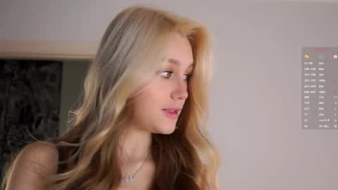 Aurora online show from October 10, 2025, 8:13 am