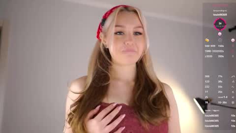 Aurora online show from October 24, 2025, 6:32 am