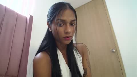 Snapshot of emmily_forever chatting on March 6, 2025, 7:54 pm emmily online show from March 6, 2025, 7:54 pm