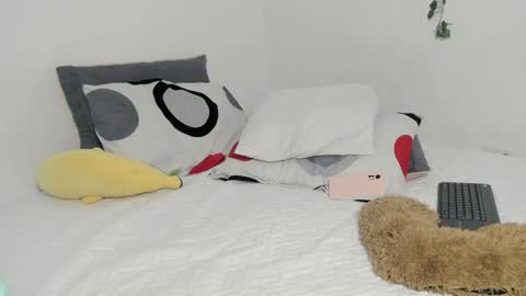 Emperatriz online show from December 15, 2024, 7:53 pm