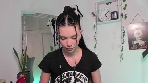 Emperatriz online show from January 31, 2025, 10:10 pm