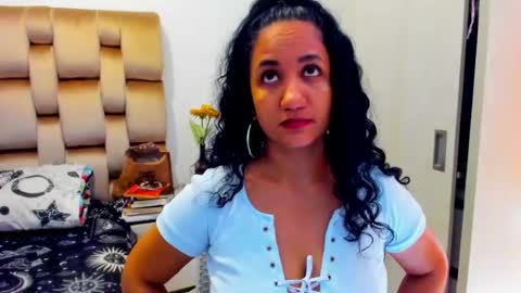 Snapshot of emperatriztapia chatting on June 19, 2026, 3:16 pm emperatriztapia online show from June 19, 2026, 3:16 pm