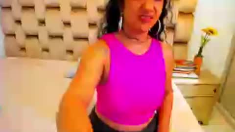 Snapshot of emperatriztapia chatting on July 7, 2026, 10:25 pm emperatriztapia online show from July 7, 2026, 10:25 pm