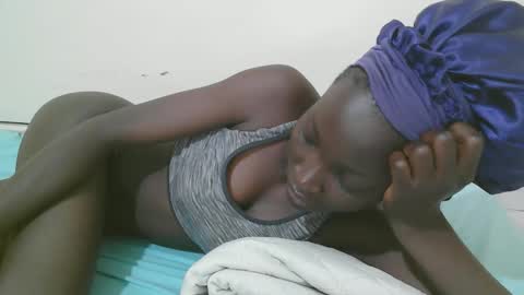 empress_ivy1 online show from April 19, 2026, 2:00 am