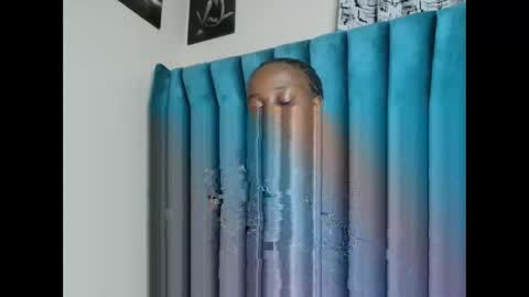 empressdoll395137 online show from November 22, 2025, 9:58 pm