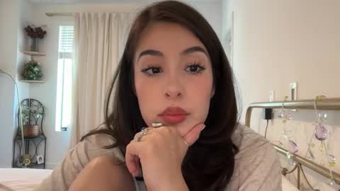 empressmonaa online show from March 18, 2026, 8:23 pm