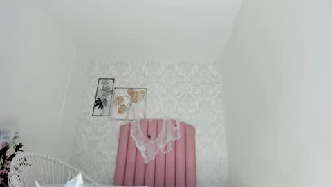 Mili online show from October 18, 2025, 1:12 pm