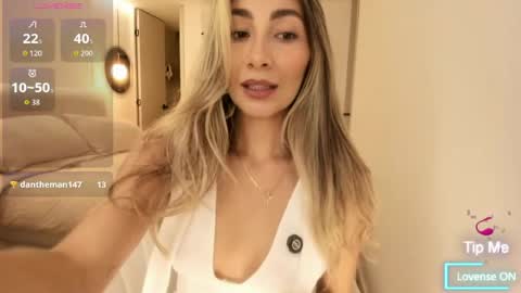 emyconneer online show from June 9, 2026, 8:20 pm