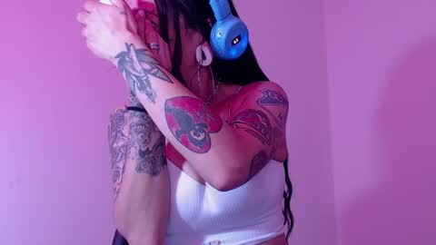 EnchantressQueen online show from July 30, 2026, 5:34 pm