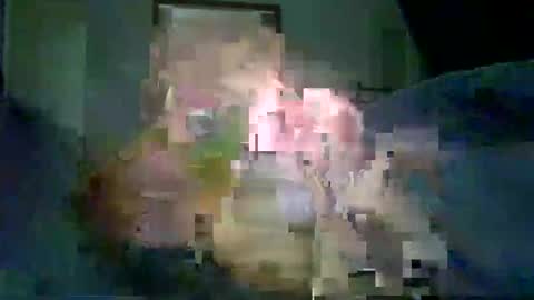 encormoi online show from November 21, 2025, 8:24 am