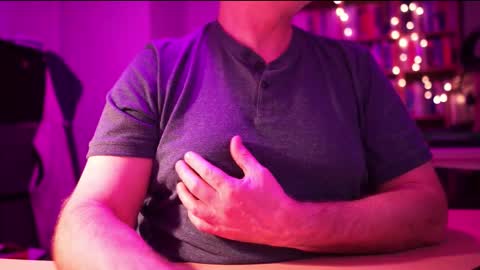 Snapshot of energybra chatting on November 4, 2025, 12:54 am uk online show from November 4, 2025, 12:54 am