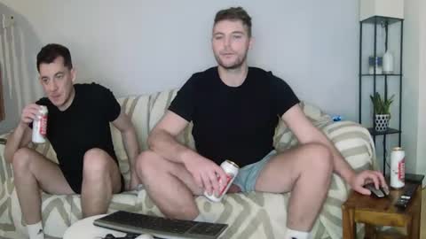 Snapshot of englishladxxx chatting on February 16, 2025, 8:33 pm Englishladxxx online show from February 16, 2025, 8:33 pm