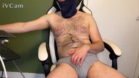 englishshyguyuk online show from March 15, 2026, 4:24 pm