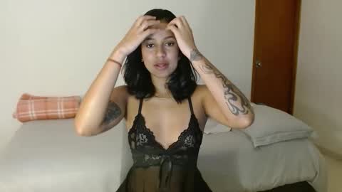 Snapshot of enithsun chatting on October 22, 2025, 7:46 pm enithsun online show from October 22, 2025, 7:46 pm