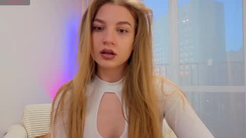 Snapshot of enjoyeverymoment_ chatting on October 8, 2025, 3:20 pm enjoyeverymoment_ online show from October 8, 2025, 3:20 pm