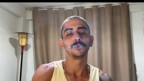 Snapshot of enjoythetrip chatting on December 10, 2024, 1:22 am Luke online show from December 10, 2024, 1:22 am