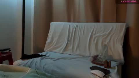 Snapshot of enjoythetrip chatting on February 25, 2025, 4:03 am Luke online show from February 25, 2025, 4:03 am