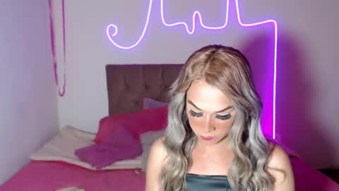 Snapshot of enma_gill chatting on December 10, 2024, 2:48 am Enma Rojas online show from December 10, 2024, 2:48 am