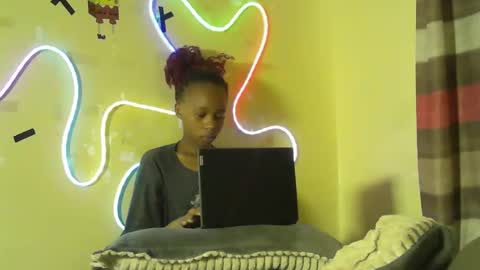 Snapshot of envy_spice chatting on April 13, 2026, 11:05 am streamsinners online show from April 13, 2026, 11:05 am