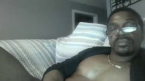 Snapshot of envyme2017 chatting on February 10, 2025, 12:30 am Envyme2017 online show from February 10, 2025, 12:30 am