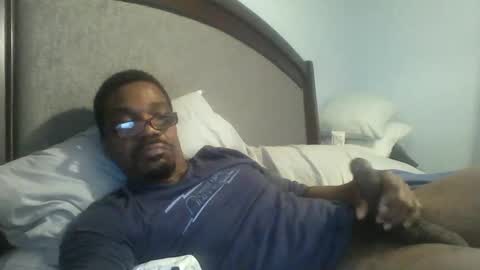 Snapshot of envyme2017 chatting on February 11, 2025, 3:29 pm Envyme2017 online show from February 11, 2025, 3:29 pm