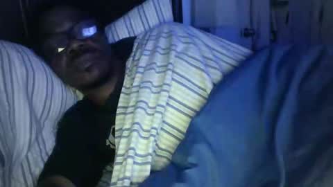 Snapshot of envyme2017 chatting on February 17, 2026, 3:25 am Envyme2017 online show from February 17, 2026, 3:25 am