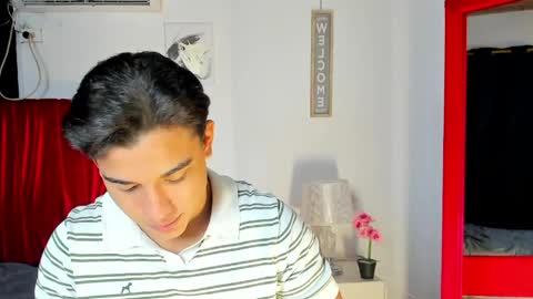 enzo_corleone online show from June 3, 2026, 1:52 am