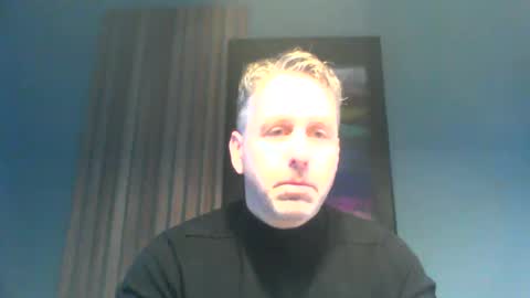 Snapshot of enzoenzo7 chatting on December 10, 2024, 7:58 am Enzos Massive Cock online show from December 10, 2024, 7:58 am