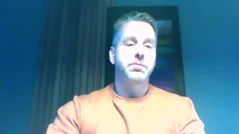 Snapshot of enzoenzo7 chatting on December 14, 2024, 3:15 pm Enzos Massive Cock online show from December 14, 2024, 3:15 pm