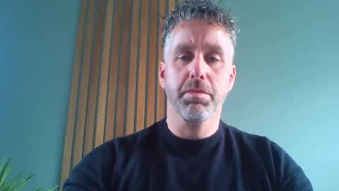 Snapshot of enzoenzo7 chatting on March 12, 2025, 1:40 pm Enzos Massive Cock online show from March 12, 2025, 1:40 pm