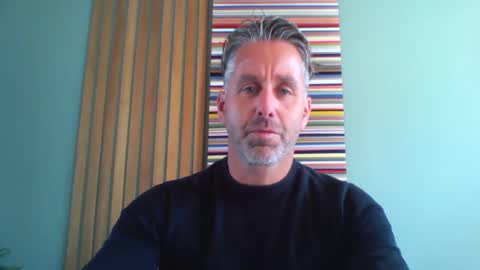 Snapshot of enzoenzo7 chatting on September 10, 2025, 1:22 pm Enzos Massive Cock online show from September 10, 2025, 1:22 pm