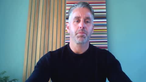 Snapshot of enzoenzo7 chatting on October 1, 2025, 9:04 am Enzos Massive Cock online show from October 1, 2025, 9:04 am