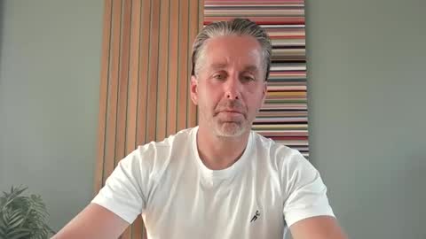 Enzos Massive Cock online show from May 27, 2026, 7:49 am