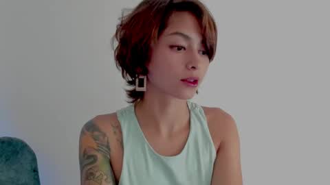 Snapshot of ephemeral_hot chatting on March 5, 2025, 3:40 pm Leyla online show from March 5, 2025, 3:40 pm