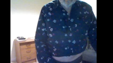 erasmus_d online show from December 15, 2024, 6:37 pm