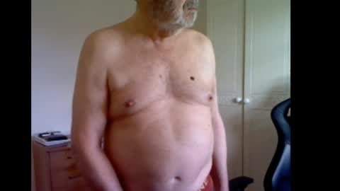 erasmus_d online show from June 2, 2026, 5:37 pm