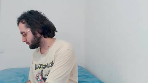 Eren online show from November 15, 2025, 5:27 am