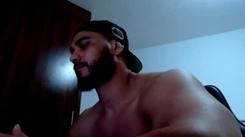 eren_smith online show from July 14, 2026, 9:14 am
