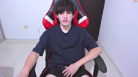 eren_tatakae online show from February 19, 2026, 1:56 am