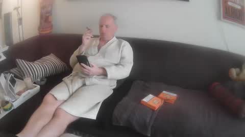 Snapshot of eric204 chatting on February 3, 2025, 7:51 am Eric online show from February 3, 2025, 7:51 am