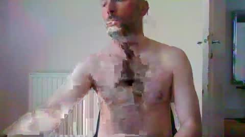eric334418 online show from June 15, 2026, 8:05 am
