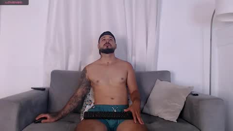 Snapshot of eric_evans1 chatting on October 23, 2025, 3:39 am Eric Evans online show from October 23, 2025, 3:39 am