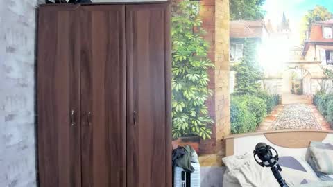 Eric online show from November 12, 2025, 2:28 pm